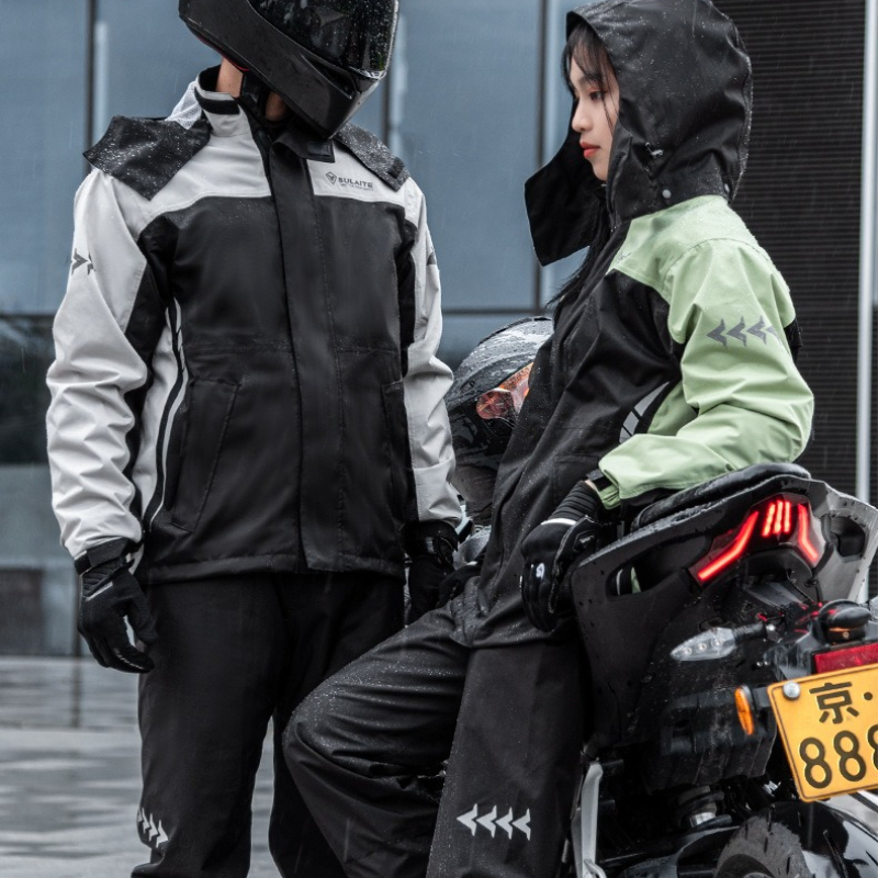 Oxford motocyklowy kombinezon  – Cycling Commute In Rain recenzja i cena